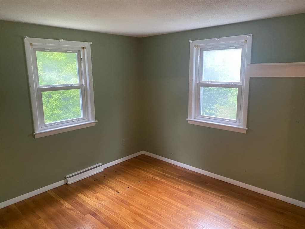 19 Blossom Street, Clinton MA 01510 photo 10