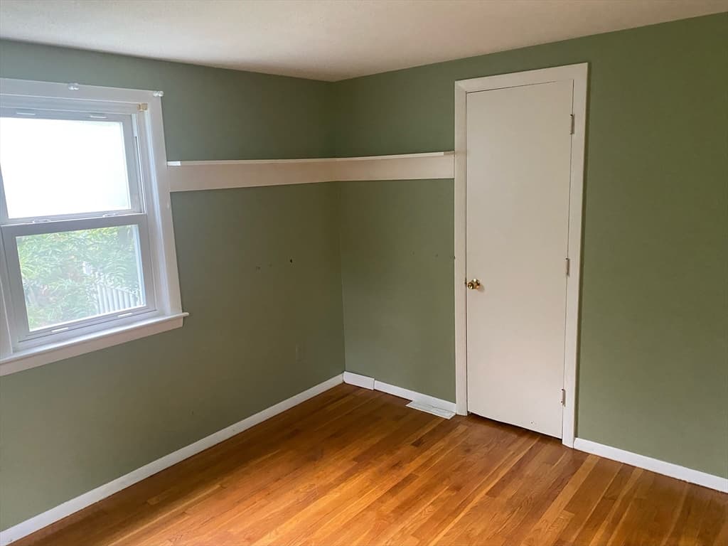 19 Blossom Street, Clinton MA 01510 photo 11