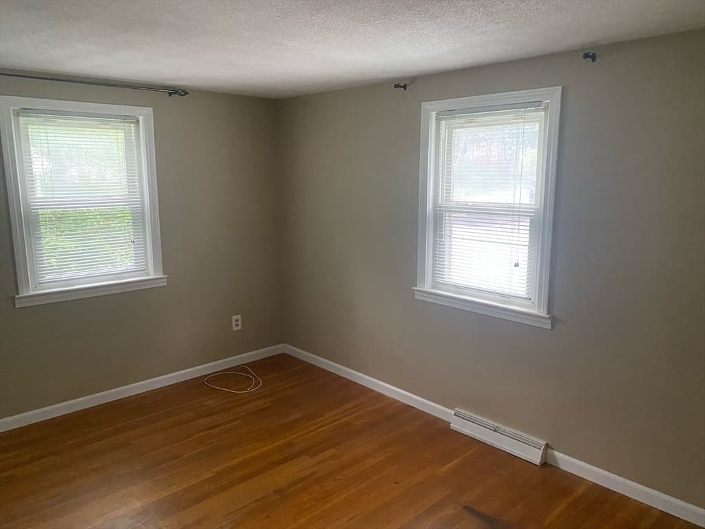 19 Blossom Street, Clinton MA 01510 photo 8