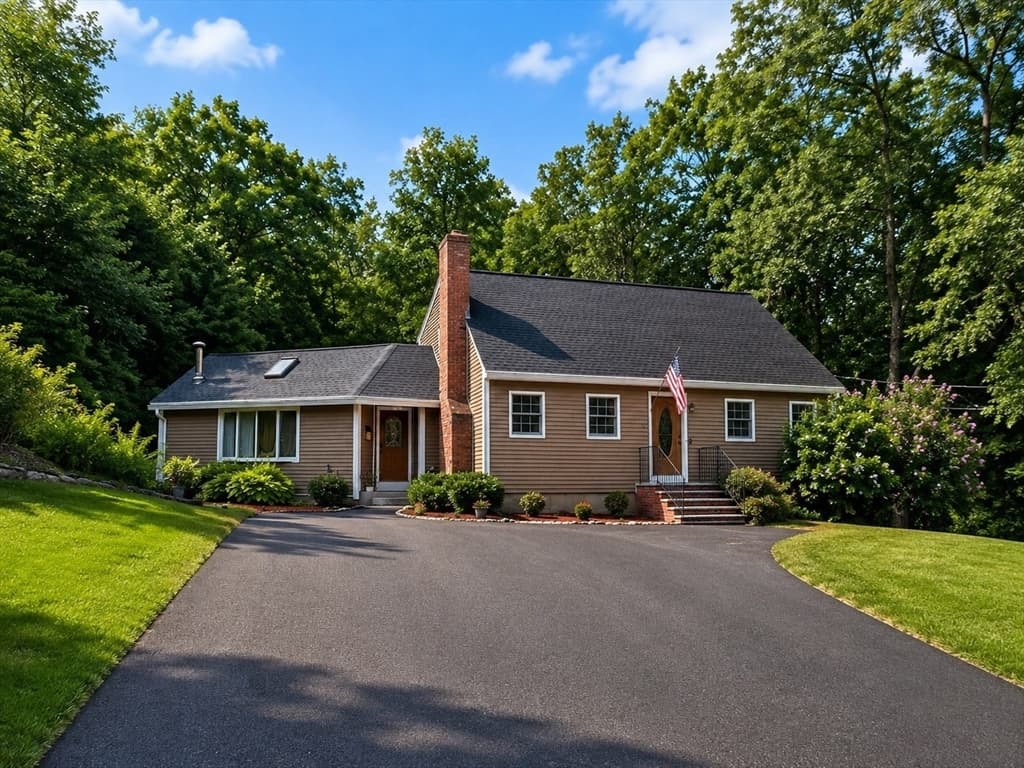 9 Westgate Rd, Billerica MA 01862