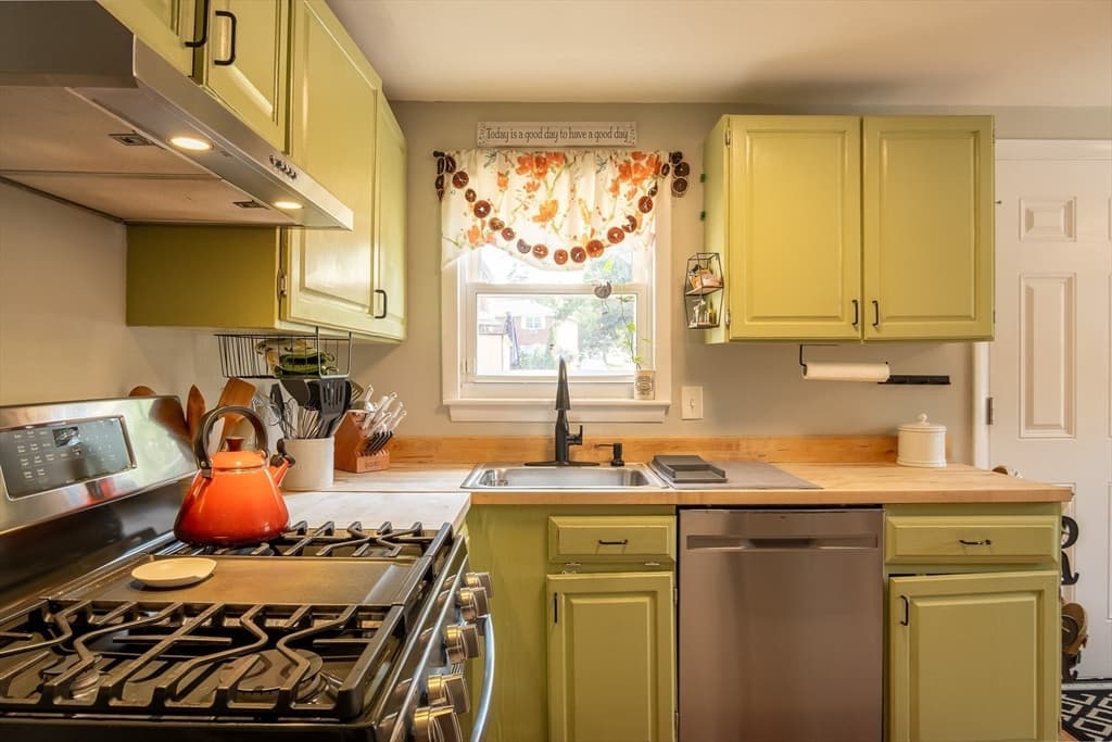 73 Jefferson Street # 73, North Andover MA 01845 photo 3
