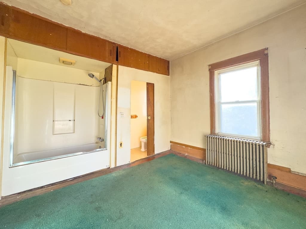 16 Ash St, Fairhaven MA 02719 photo 6