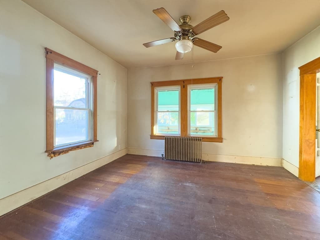 16 Ash St, Fairhaven MA 02719 photo 9