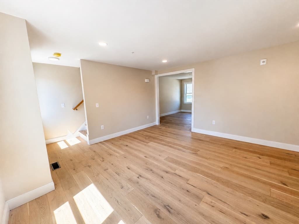 562 Gorham Street # 05, Lowell MA 01852 photo 6