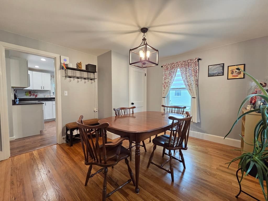 Single Family Residence at 40 Second Island Rd, Webster MA 01570, Webster, photo 10 of 30