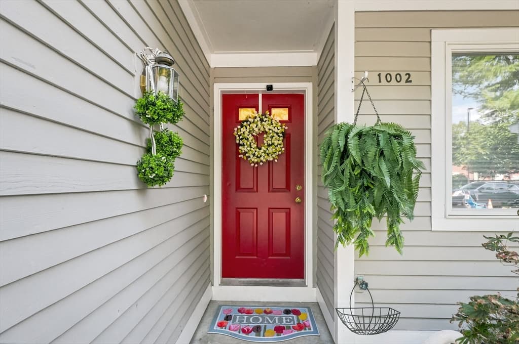 1002 Pine Brook Dr # 20, Peabody MA 01960 photo 2