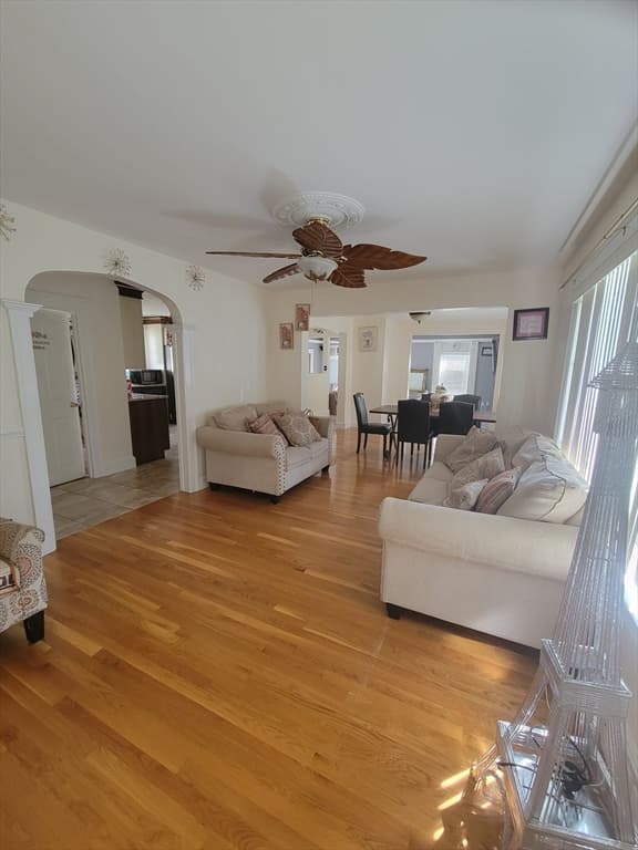 81 Clarke Avenue, Dracut MA 01826 photo 2