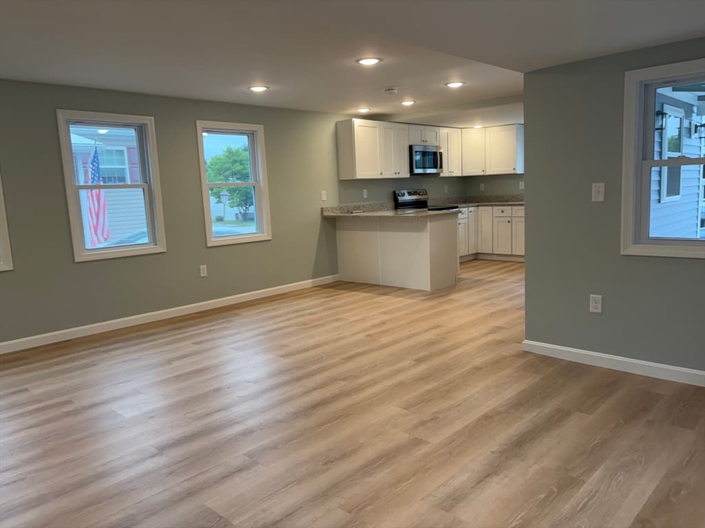 300 East Washington Street # 34R, North Attleboro MA 02760 photo 8