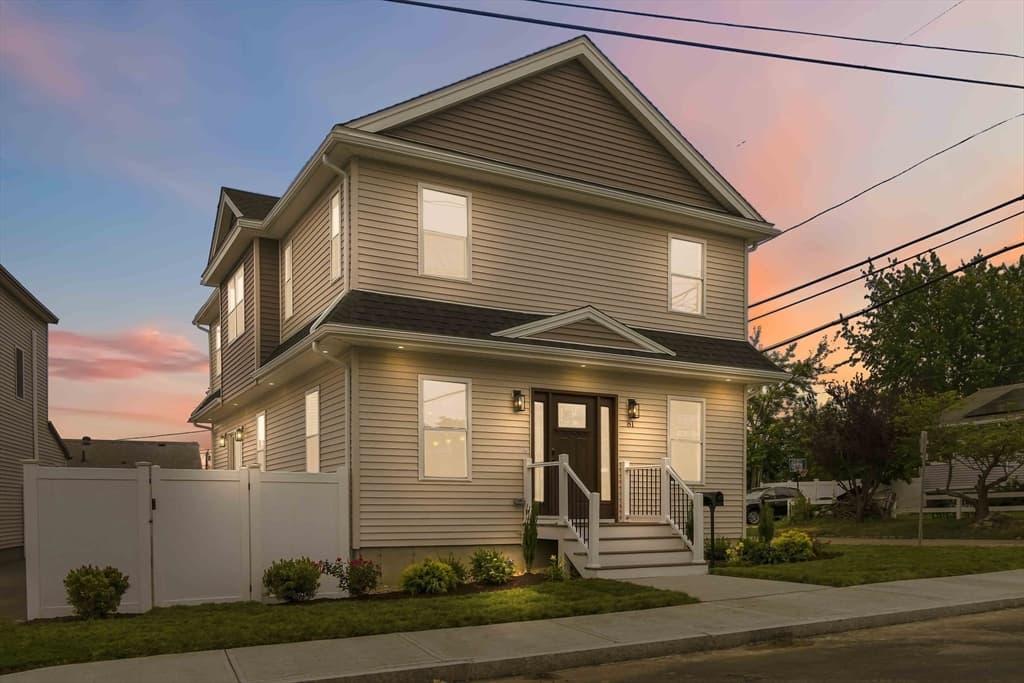 81 Derby Road, Revere MA 02151