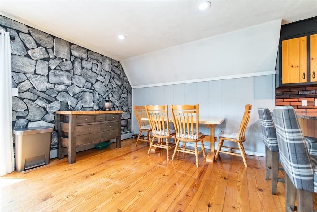 171 Elm, Blackstone MA 01504 photo 7