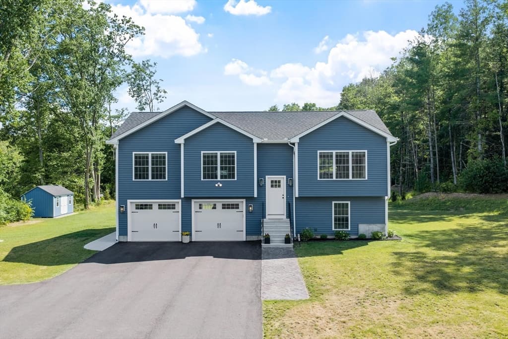 13 Donovan Dr, Thompson CT 06262