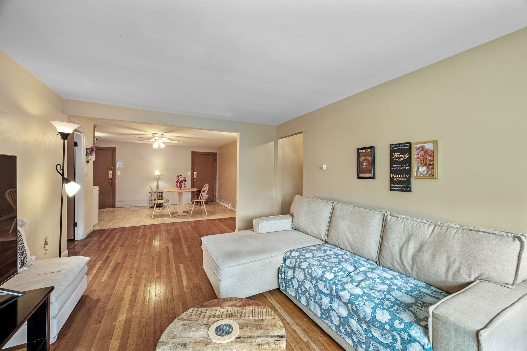 Condominium at 100 Magnolia Ave # 22, Lynn MA 01904, Lynn, photo 6 of 23