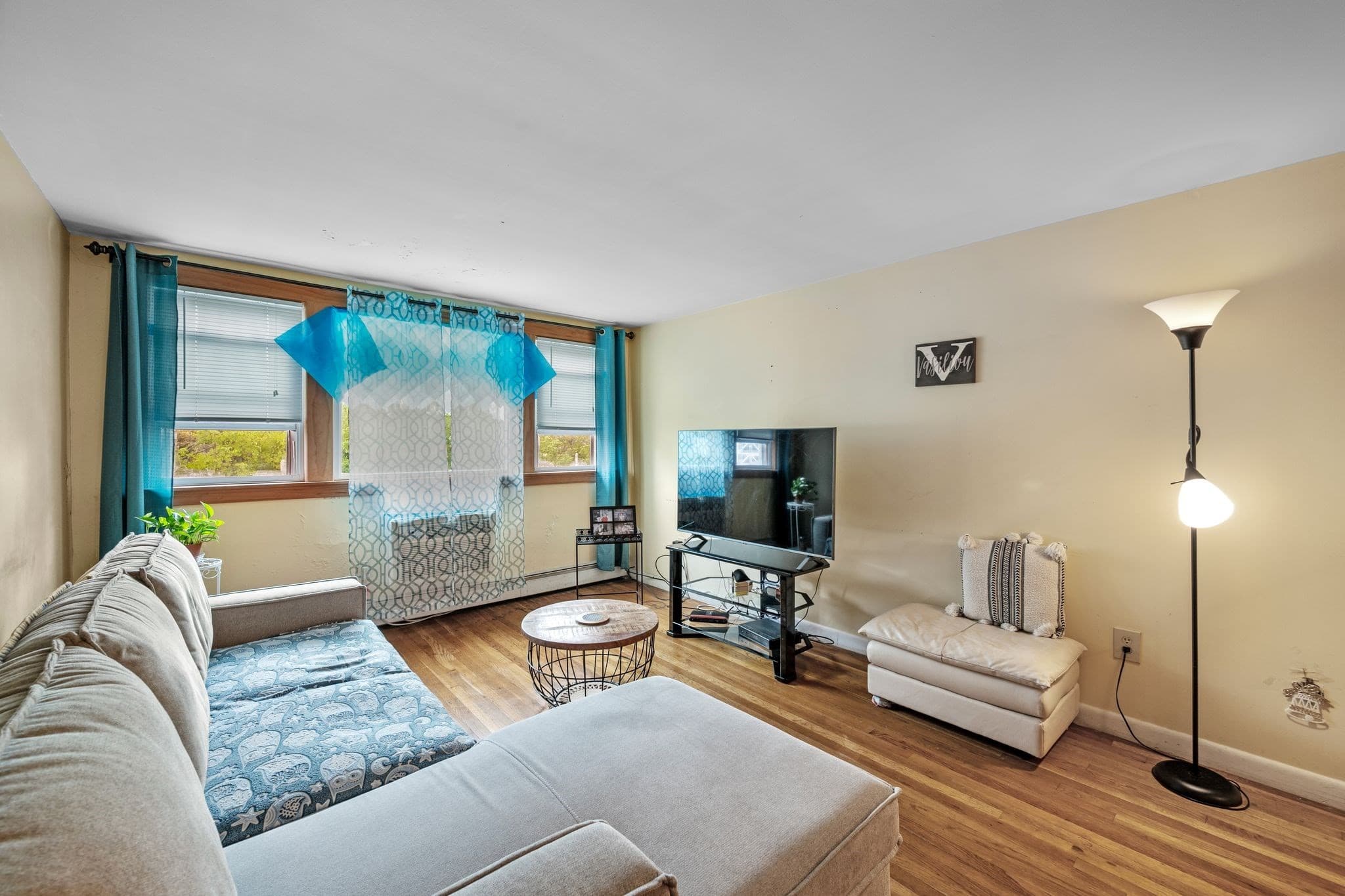 Condominium at 100 Magnolia Ave # 22, Lynn MA 01904, Lynn, photo 5 of 23