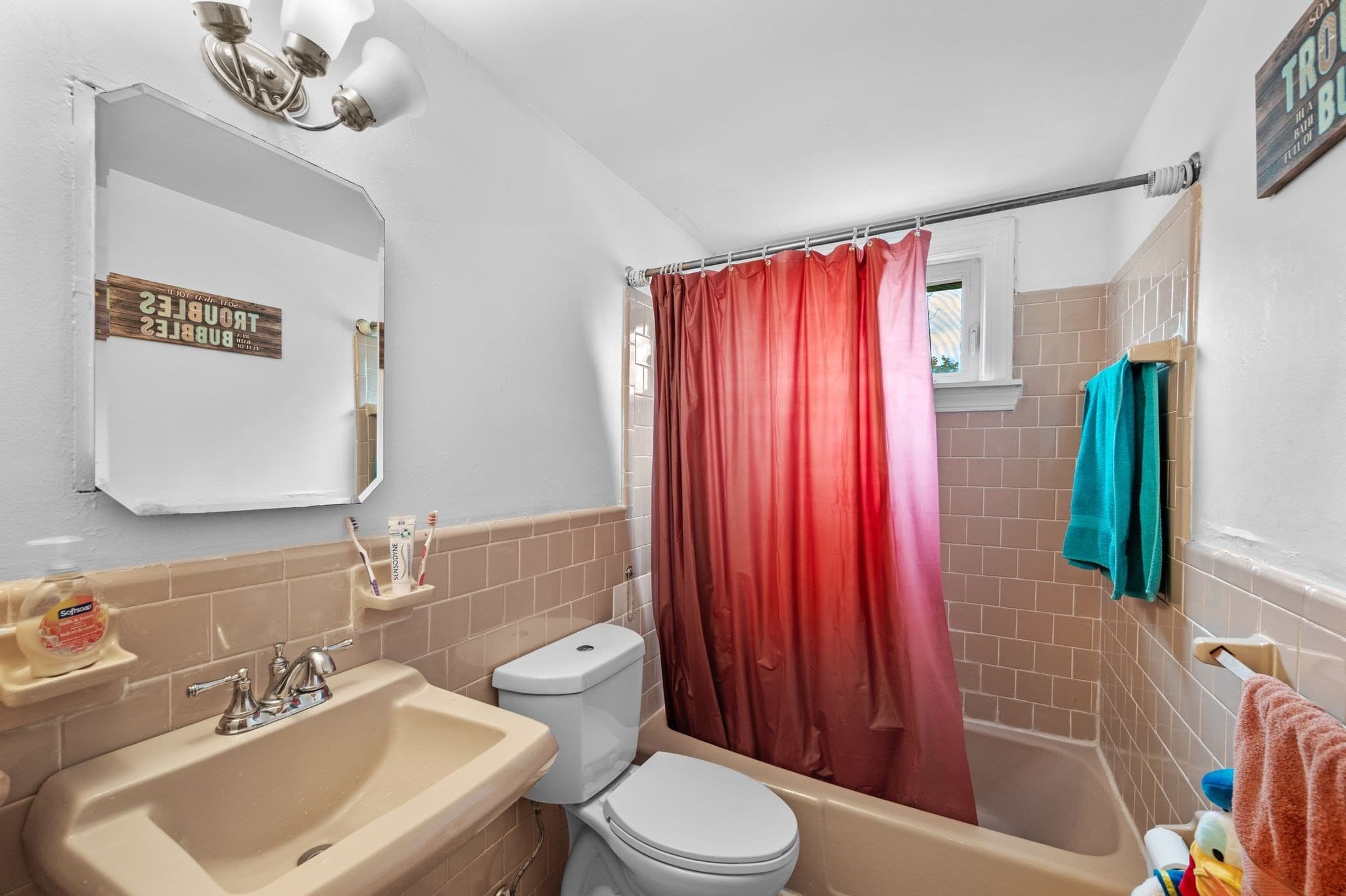 Condominium at 100 Magnolia Ave # 22, Lynn MA 01904, Lynn, photo 15 of 23