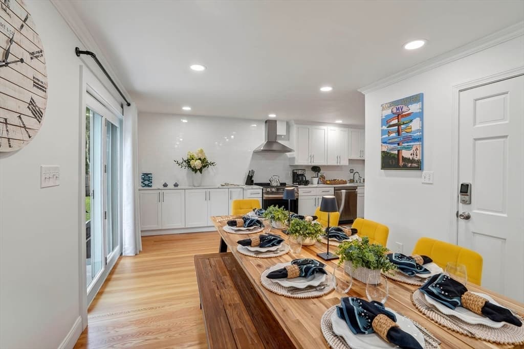 105 Whalers Walk, Edgartown MA 02539 photo 12