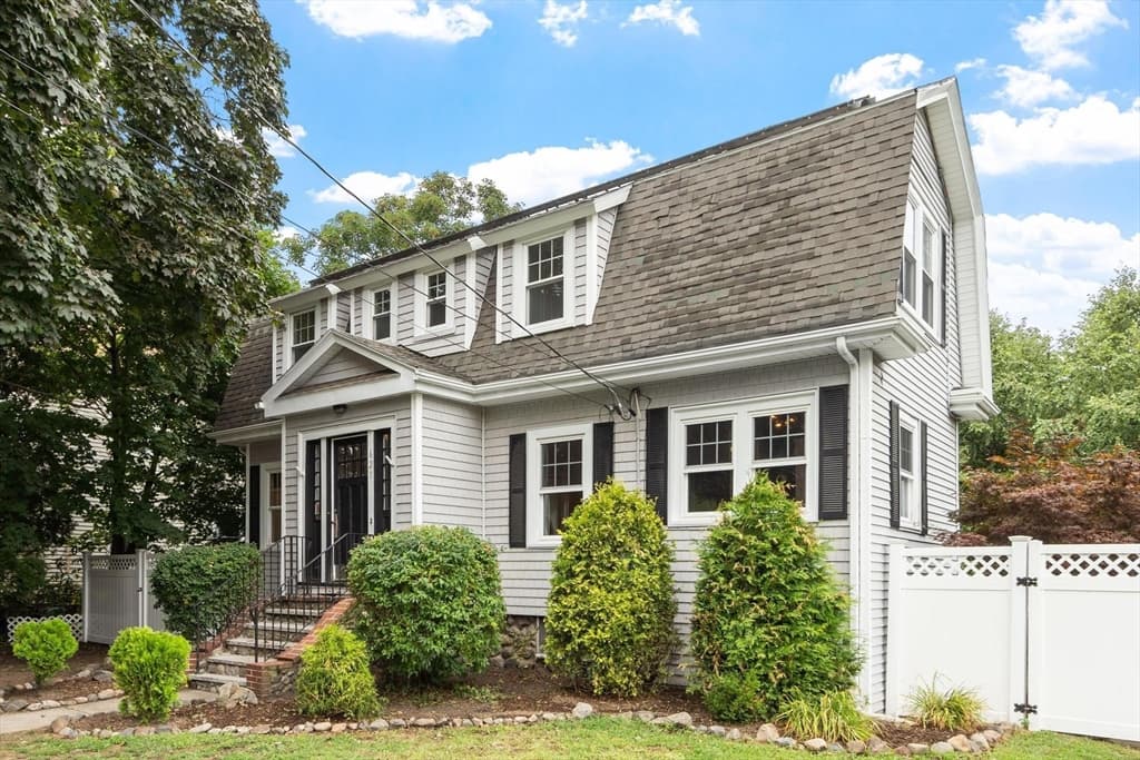 621 High St, Medford MA 02155
