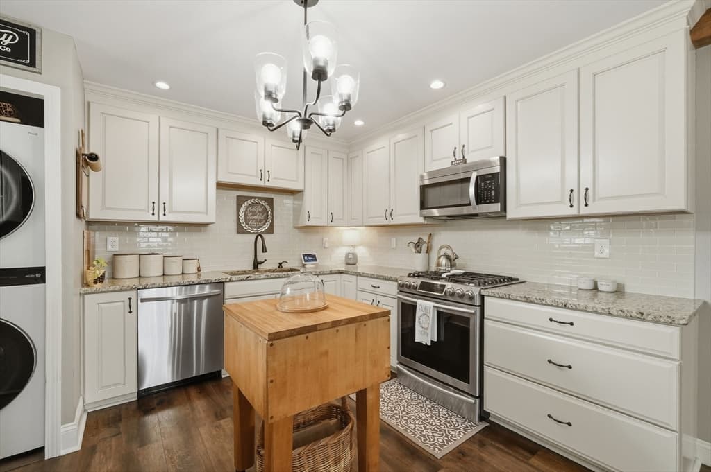 Single Family Residence at 257 Homeland Drive, Whitman MA 02382, Whitman, photo 27 of 41