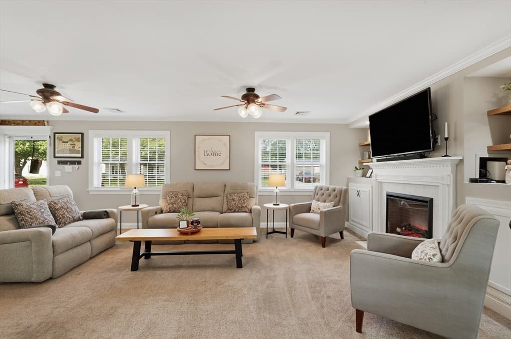 Single Family Residence at 257 Homeland Drive, Whitman MA 02382, Whitman, photo 7 of 41
