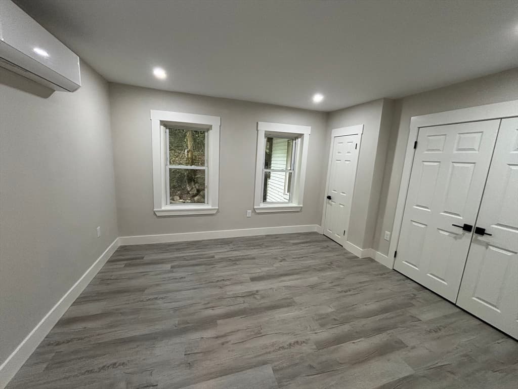 22 Pleasant St, Fitchburg MA 01420 photo 17