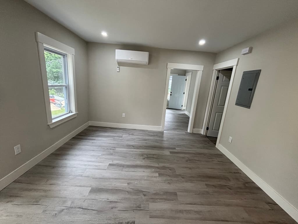 22 Pleasant St, Fitchburg MA 01420 photo 16