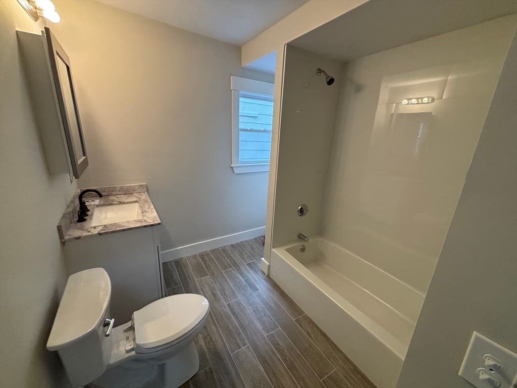 22 Pleasant St, Fitchburg MA 01420 photo 20