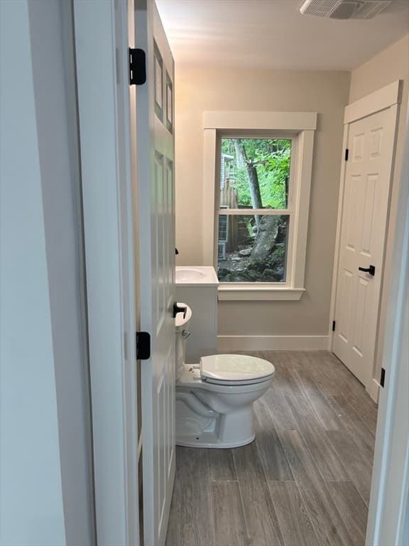 22 Pleasant St, Fitchburg MA 01420 photo 8