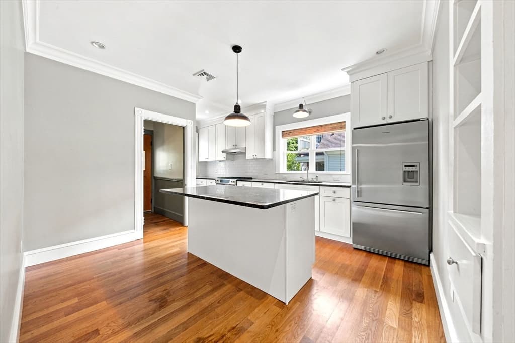 39 Ainsworth St, Boston MA 02131 photo 6