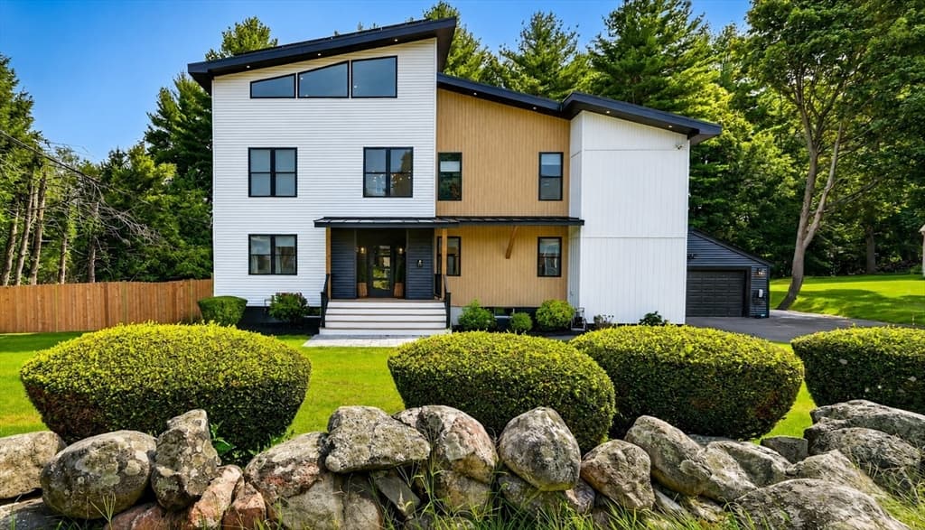 409 Pearl St, Reading MA 01867