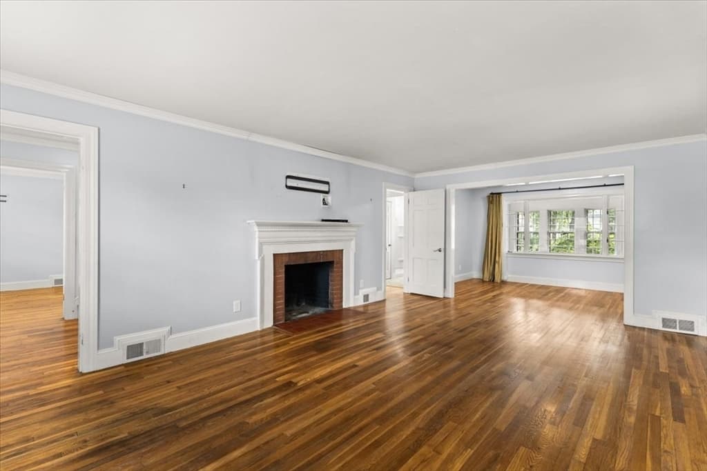 14 Whitehill St, Taunton MA 02780 photo 9