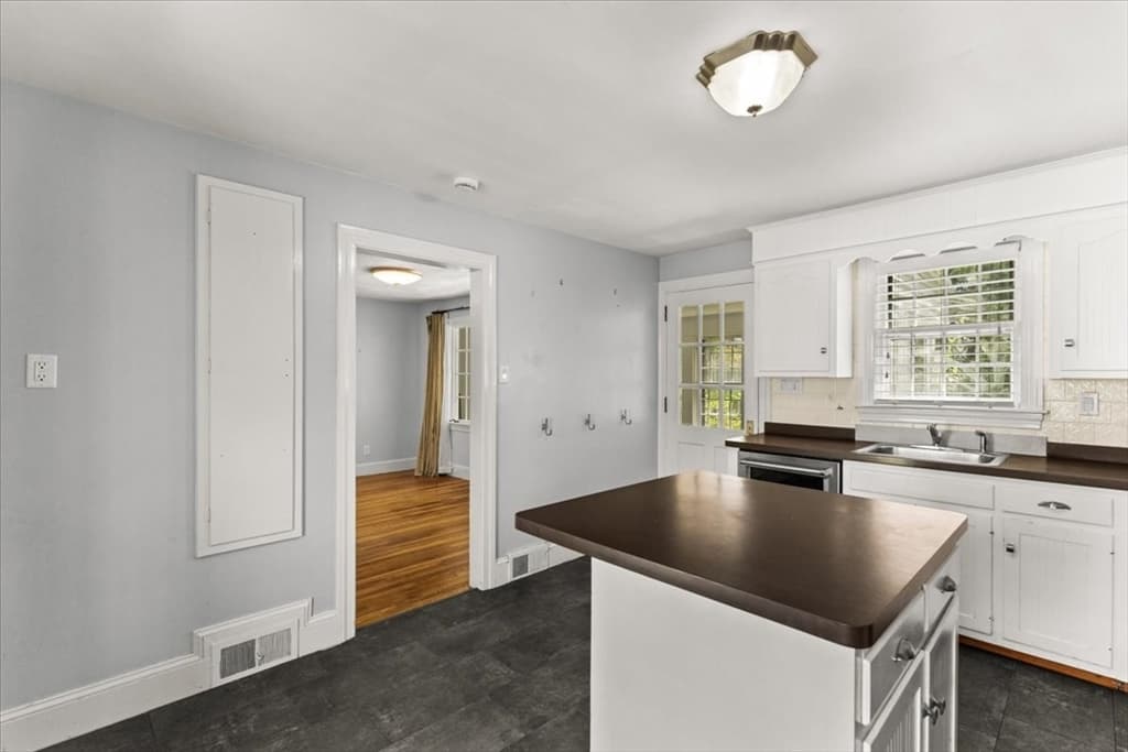 14 Whitehill St, Taunton MA 02780 photo 21