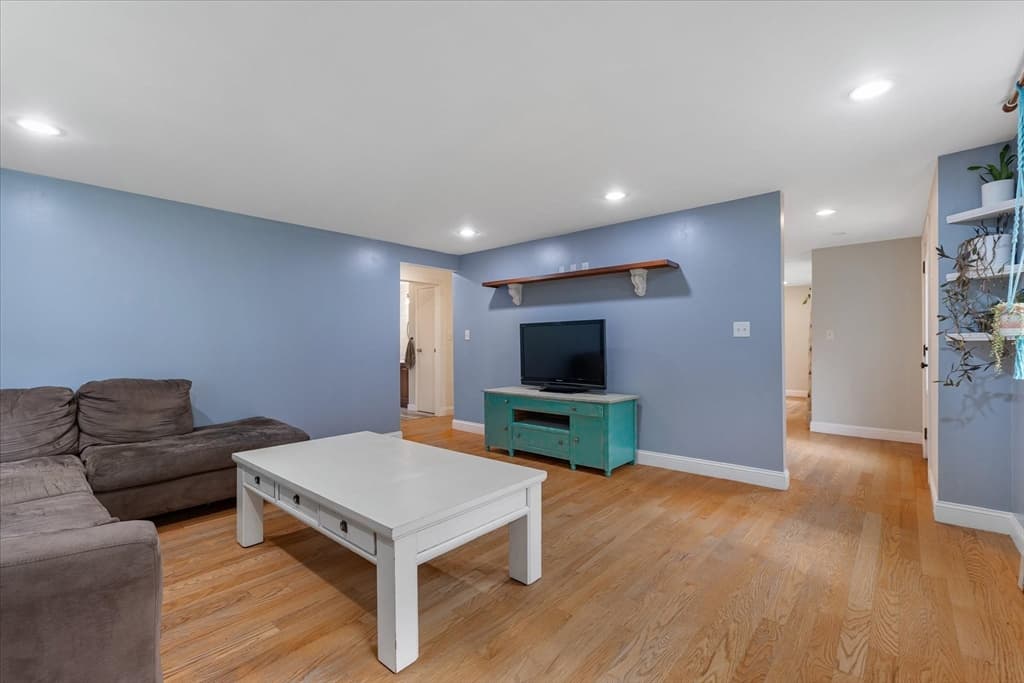 140 Burrage St, Lunenburg MA 01462 photo 14