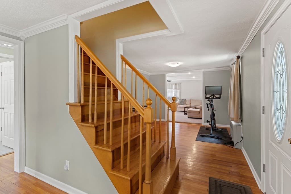 78 Laurie Ave, South Hadley MA 01075 photo 7