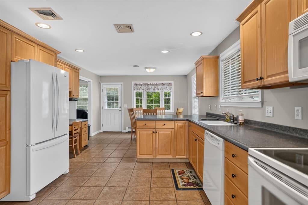 6 Haven Way # 6, Ashland MA 01721 photo 8