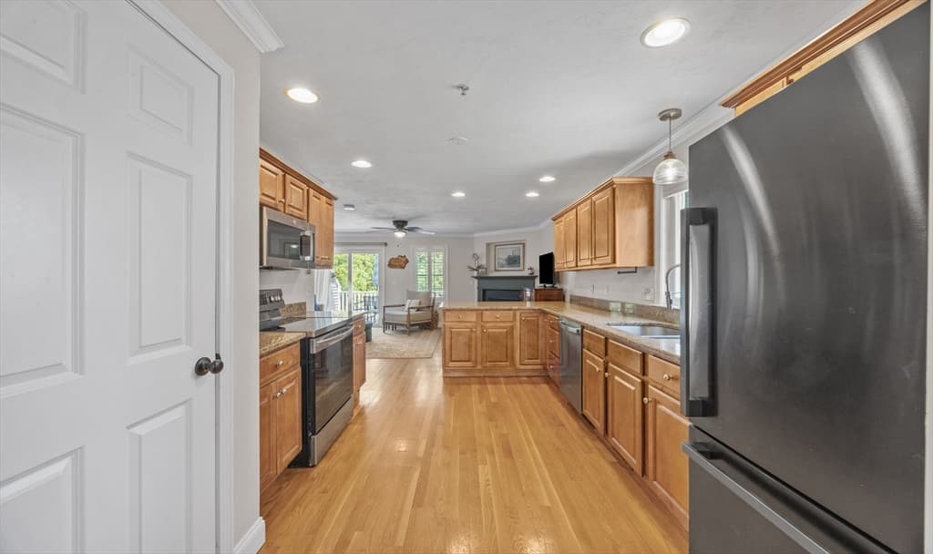 17 Copper Lantern Ln # 17, Carver MA 02330 photo 14