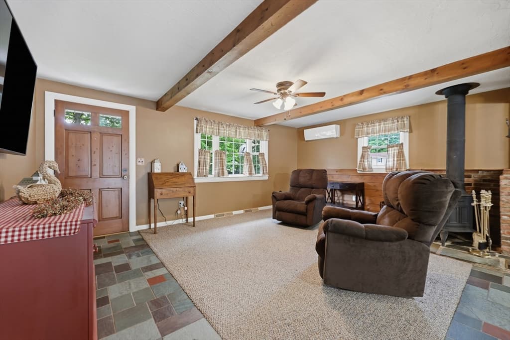 4 Olive Dr, Leominster MA 01453 photo 12