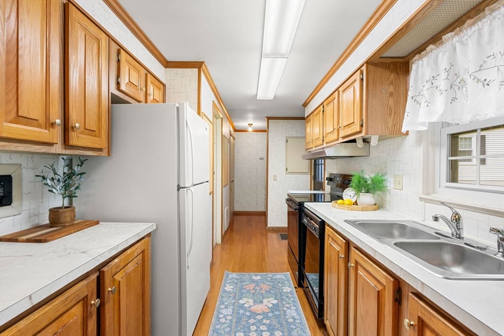 6 Cyrpess Circle, Rockland MA 02370 photo 17