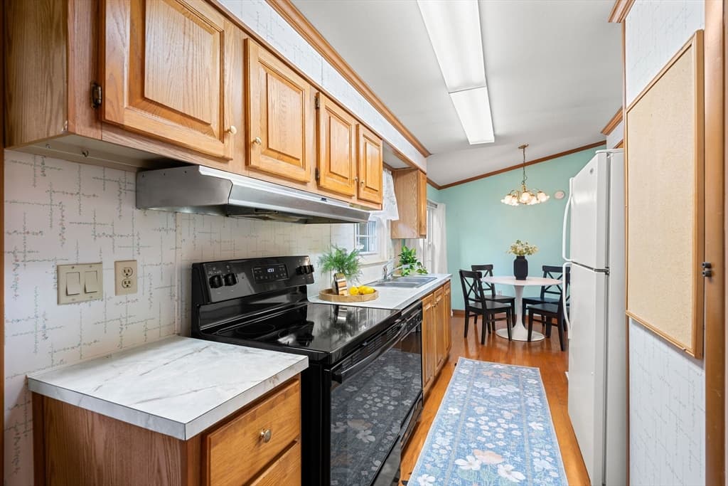 6 Cyrpess Circle, Rockland MA 02370 photo 14