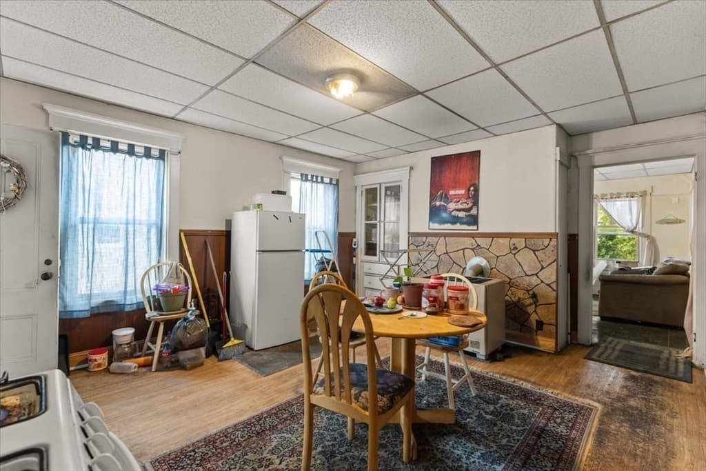 213 Austin St, New Bedford MA 02740 photo 12
