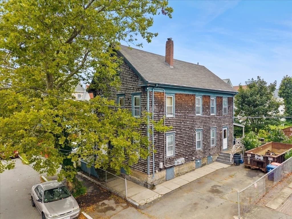 213 Austin St, New Bedford MA 02740 photo 19