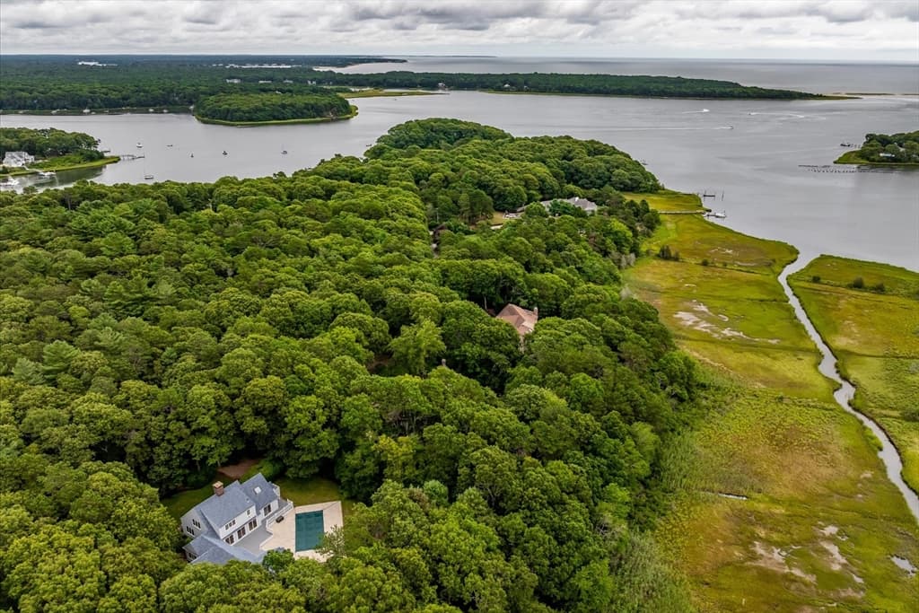 6 Heron Way, Mashpee MA 02649 photo 3