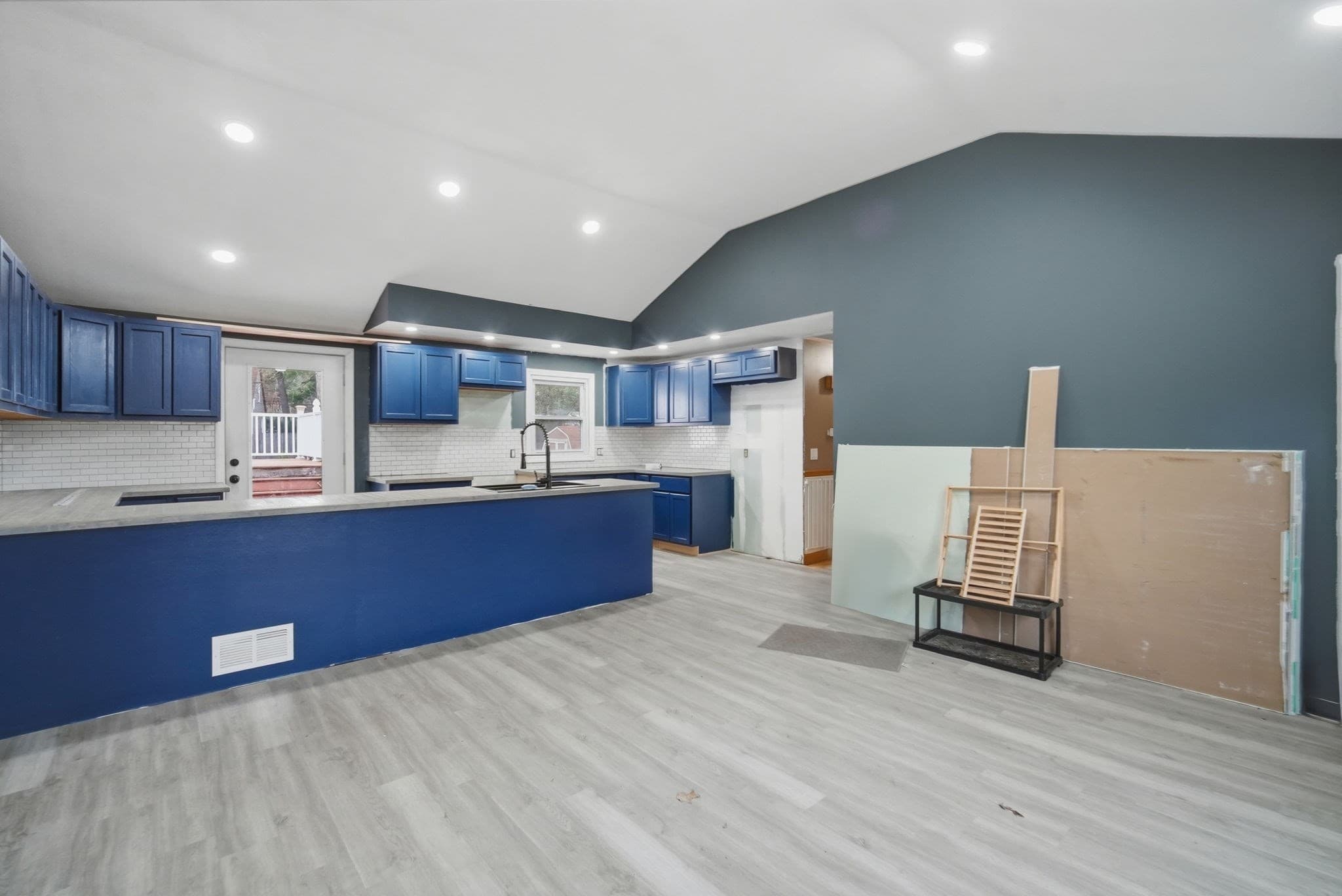 Single Family Residence at 71 Sun Valley Rd, Holyoke MA 01040, Holyoke, photo 40 of 40