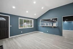 71 Sun Valley Rd, Holyoke MA 01040 photo 8