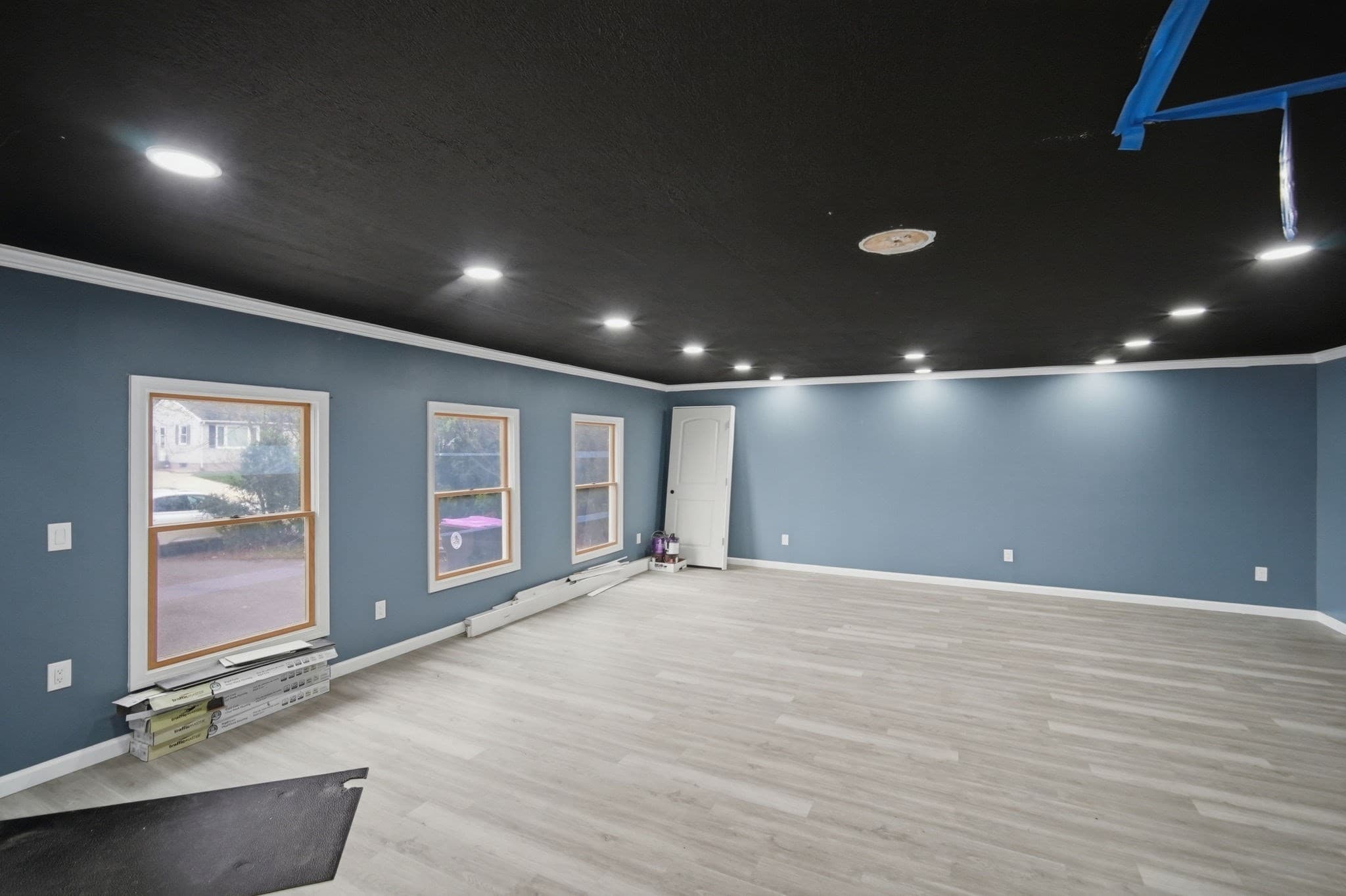 Single Family Residence at 71 Sun Valley Rd, Holyoke MA 01040, Holyoke, photo 25 of 40