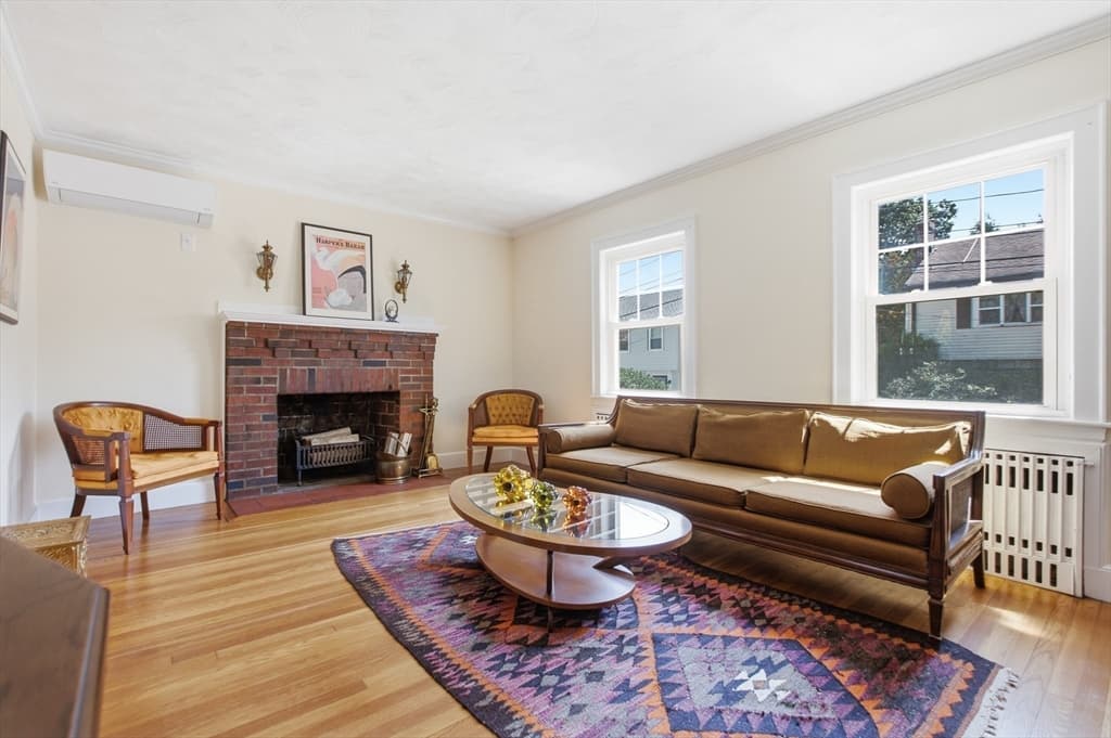 Single Family Residence at 15 Barna Rd, Boston MA 02124, Boston, photo 10 of 36
