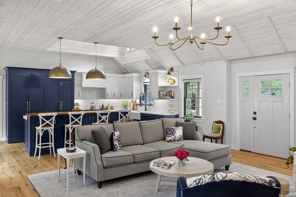 27 Evangeline Rd, Falmouth MA 02540 photo 9