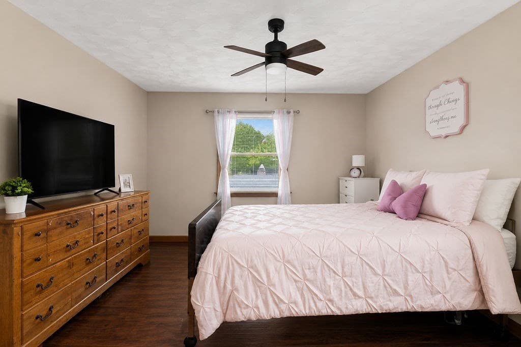 75 Acorn St, New Bedford MA 02740 photo 11