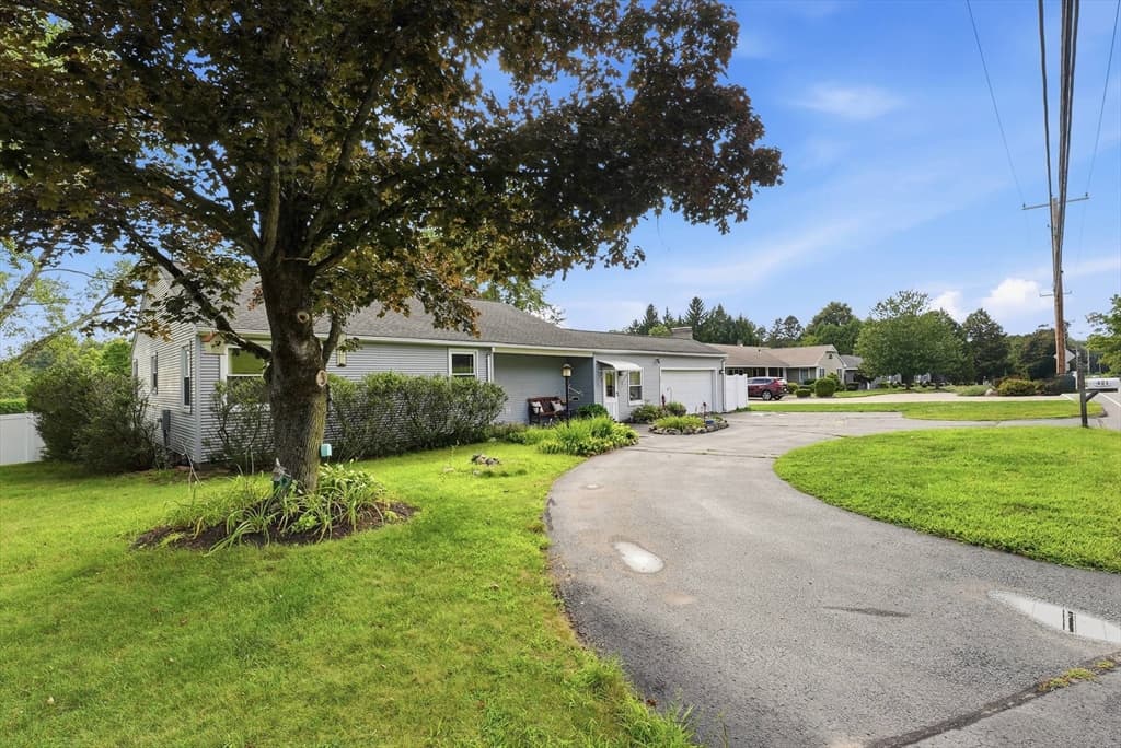421 Holyoke St, Ludlow MA 01056 photo 30