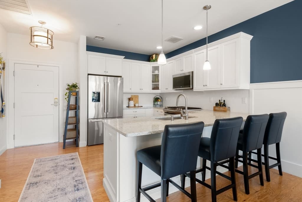 1 Mariner’s Way # 207, Plymouth MA 02360 photo 2