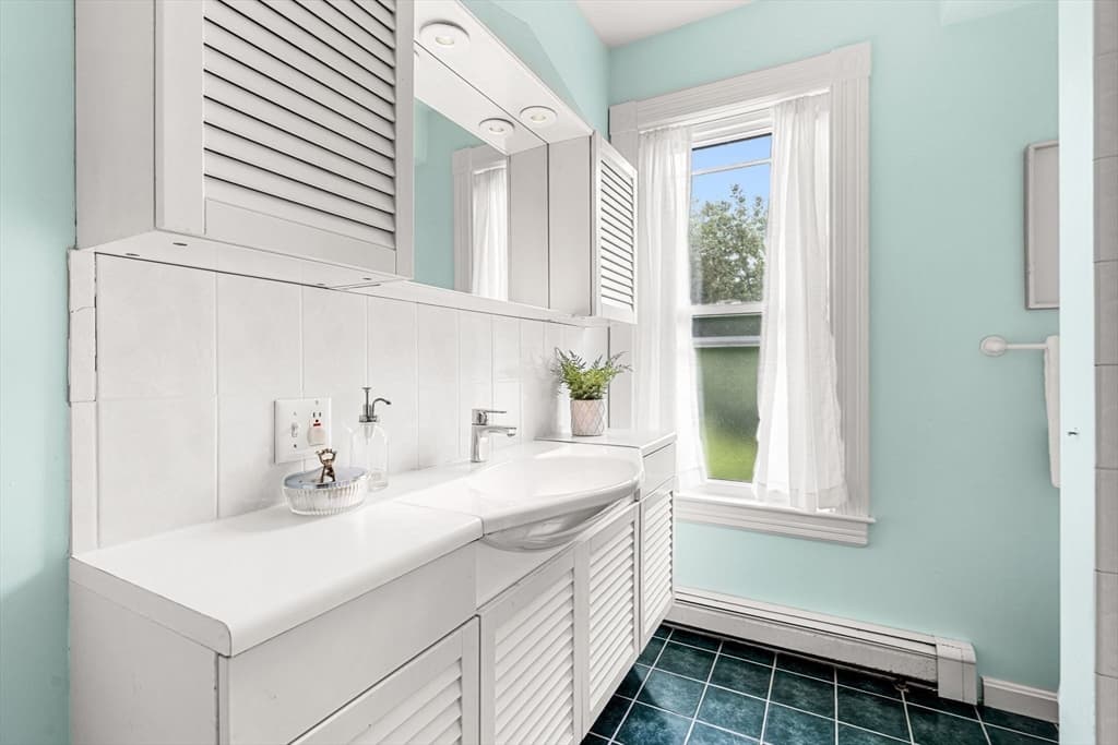 Single Family Residence at 77 Tyler Park, Lowell MA 01851, Lowell, photo 21 of 41