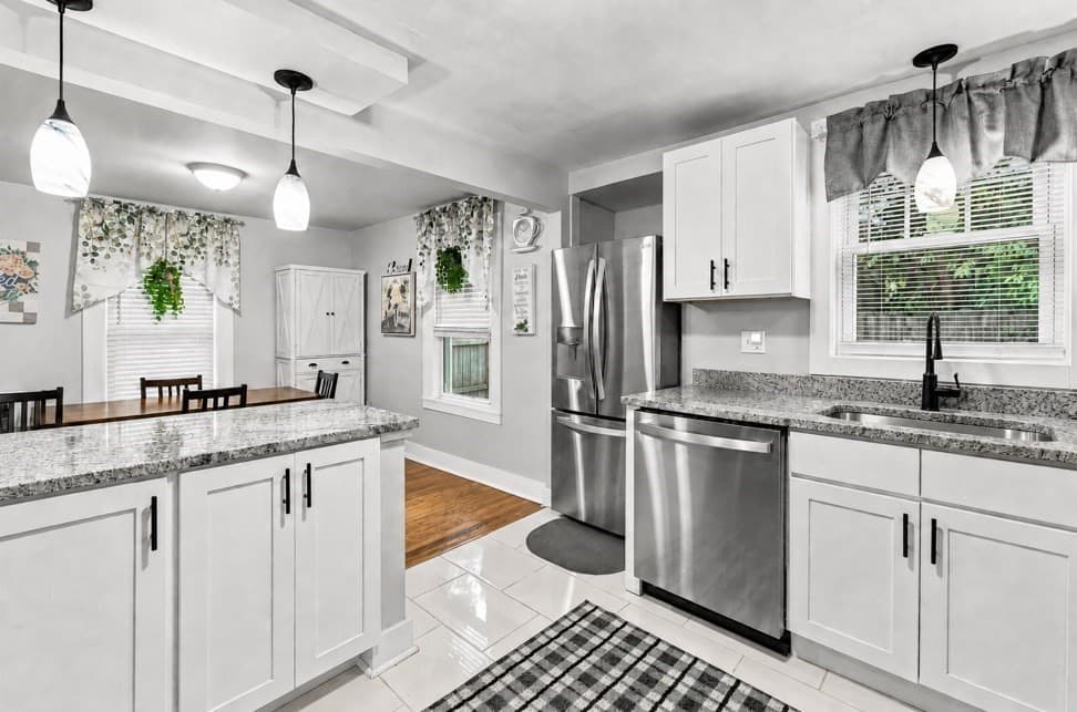 81 Beech St, New Bedford MA 02740 photo 8